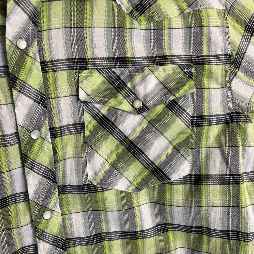 Sporty Plaid Short-Sleeve Dress Shirt - Lime/Gray - Picture 4 of 7